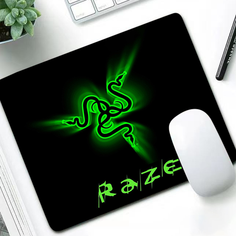 لوحة ماوس صغيرة عصرية من Hot R - مراجعة Pc Gaming Lounge وسعره